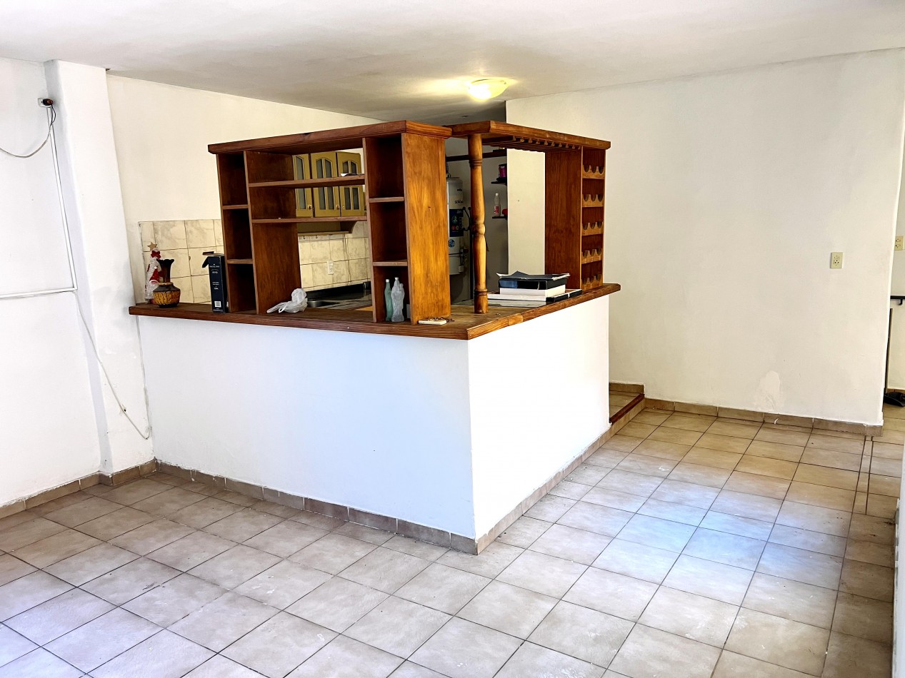 Apto Credito - PH 3 amb 2 baños completos 96,00m2 1er Piso u$s159000 Exp: $80.000