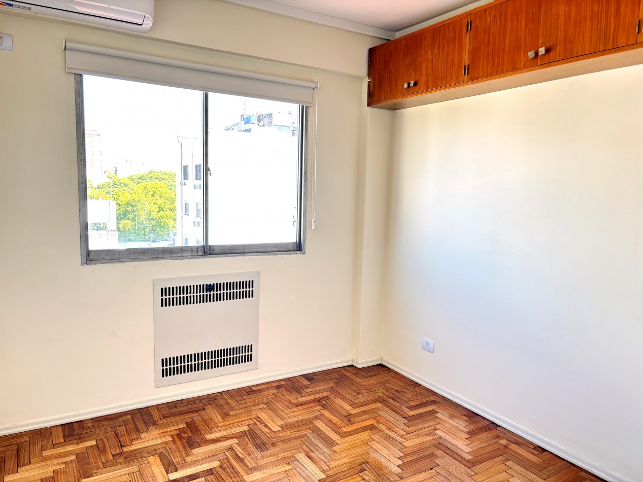 Flores + u$s89000 + Flores + Reciclado a Nuevo + Departamento 3 ambientes 2 Balcones piso 8 