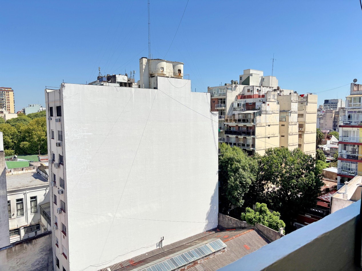 Flores + u$s89000 + Flores + Reciclado a Nuevo + Departamento 3 ambientes 2 Balcones piso 8 