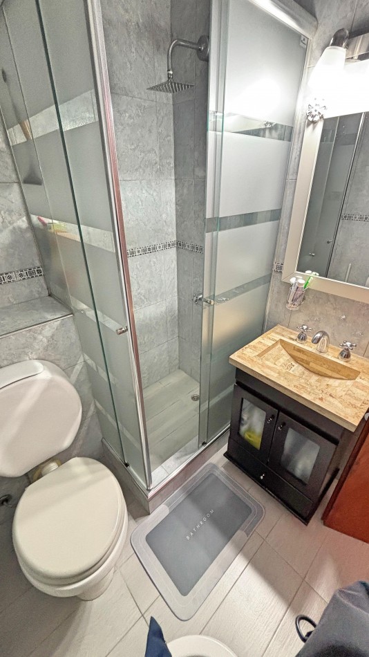 Apto Credito Parque Chacabuco Depto 2 Amb + Cochera Impecable Muy Luminoso u$s64900