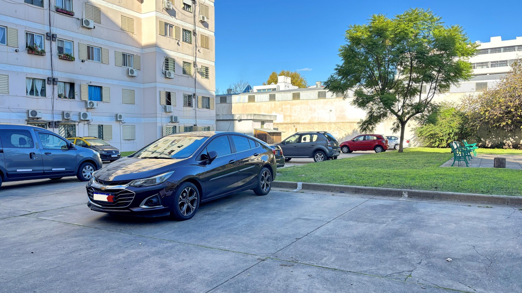 Apto Credito Parque Chacabuco Depto 2 Amb + Cochera Impecable Muy Luminoso u$s64900