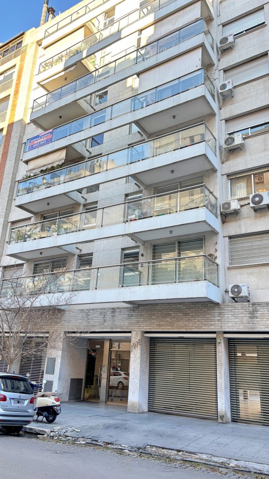 Villa Urquiza a mts Subte Depto 3 amb 2 baños Balcon frente Pileta SUM Parrilla