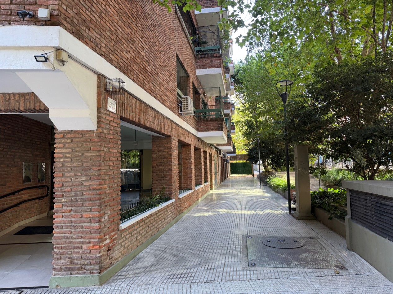 Nuñez - Oportunidad u$s88.900 Depto 2 Amb 43,00m3 Pico y 3 de Febrero -a  Metros del Tren