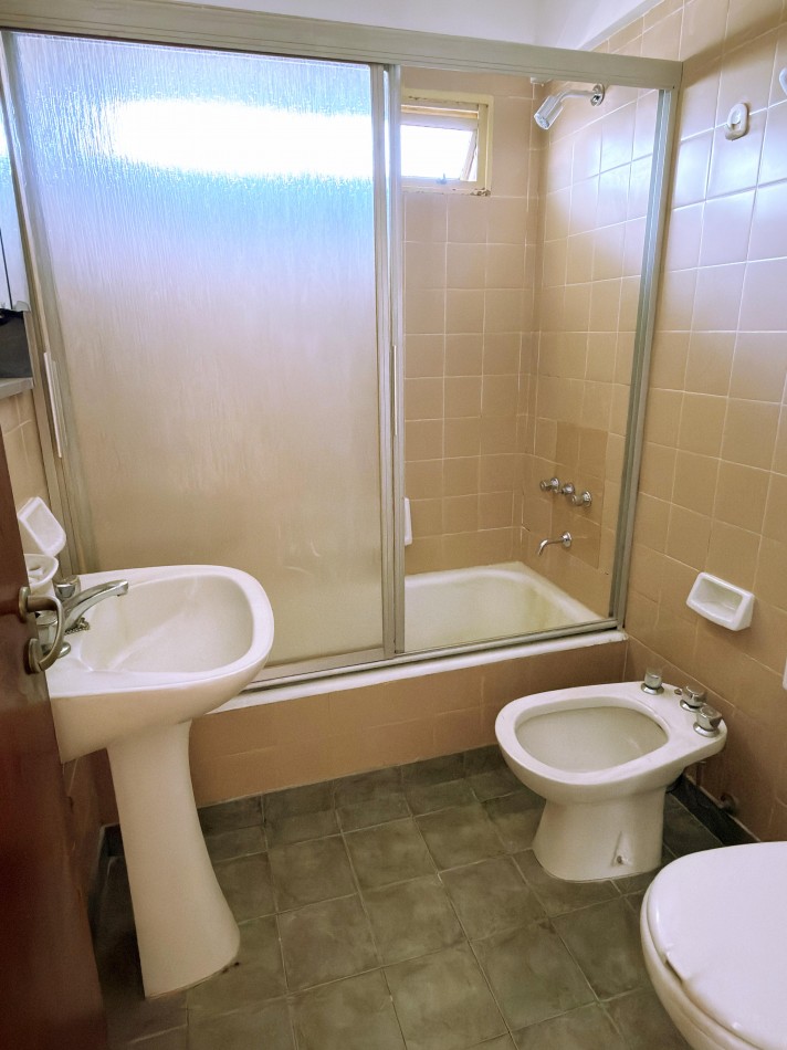 Villa Crespo - Depto 3 Amb Baño y Toil - Balcon Corrido - Estado de Israel al 4300 u$s130.000