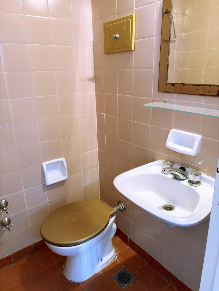 Villa Crespo - Depto 3 Amb Baño y Toil - Balcon Corrido - Estado de Israel al 4300 u$s130.000