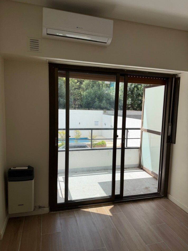 Belgrano u$s 99.000 Monoambiente Balcon Piscina Cochera GAS Mts Subte D