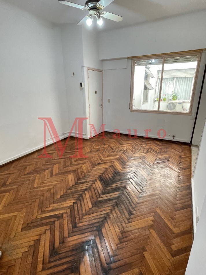 Apto Credito Monserrat Departamento 3 ambientes al Frente u$s98.900