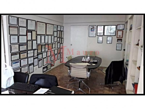 Venta Oficina de 230 m² 2 Cocheras Tribunales U$s 390.000.