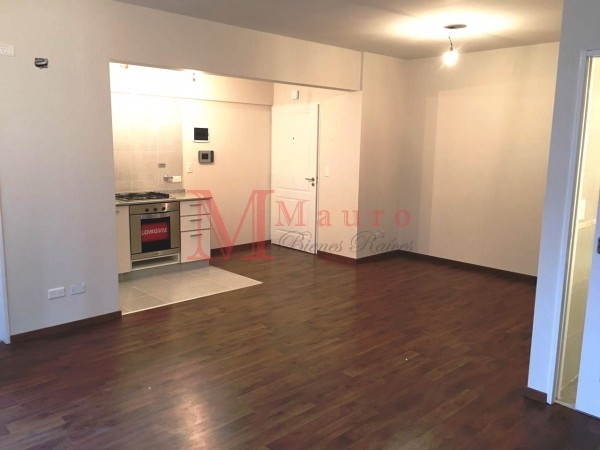 Ambiente Divisible 37 m² Lavadero m del Subte Línea B U$s109.000 V. Urquiza