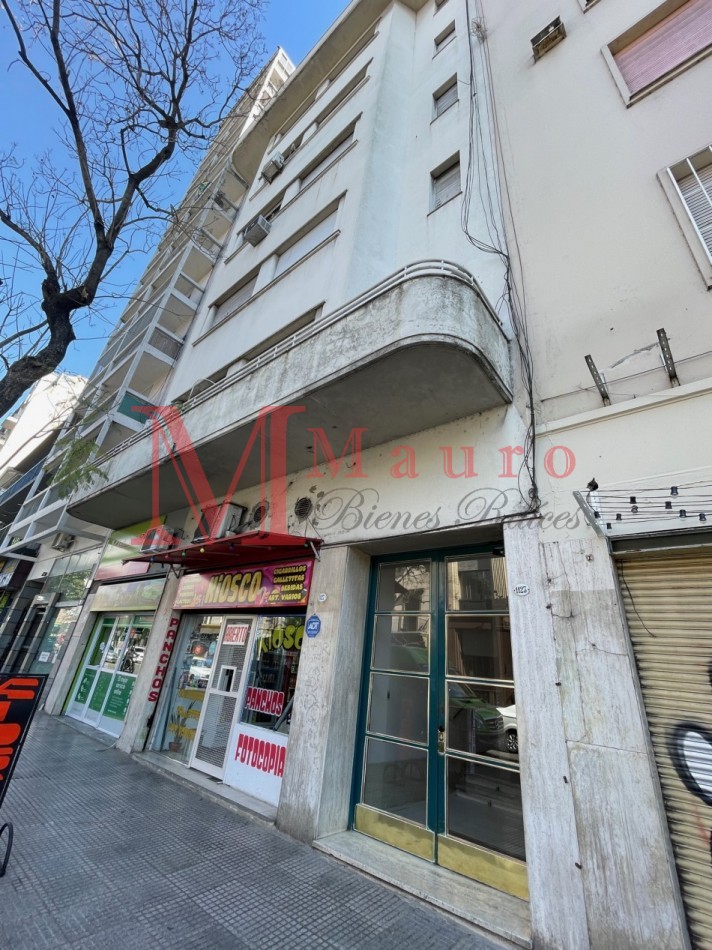 Apto Credito Monserrat Departamento 3 ambientes al Frente u$s98.900
