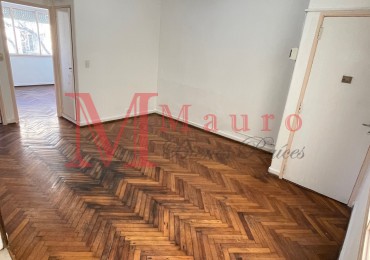 Apto Credito Monserrat Departamento 3 ambientes al Frente u$s98.900